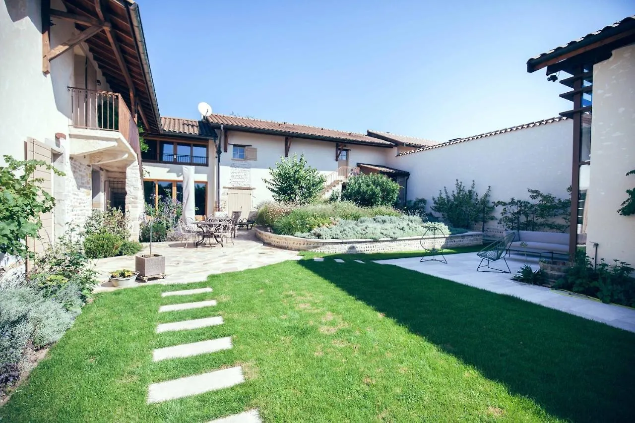 Le Relais De La Godasse Reyrieux Bed & Breakfast